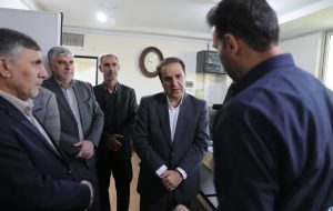 بازدید سرزده استاندار ایلام از شهرداری ایلام