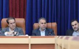 بر سر منافع مردم با کسی تعارف نداریم