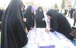 کمک ٢۵ میلیاردی حامیان به کودکان نیازمند مهران