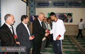 خیرین ایلامی ٢٢ زندانی را از زندان آزاد کردند