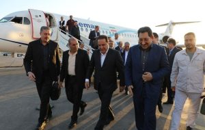 با استقبال احمد کرمی، وزیر صمت وارد ایلام شد با استقبال احمد کرمی، وزیر صمت وارد ایلام شد
